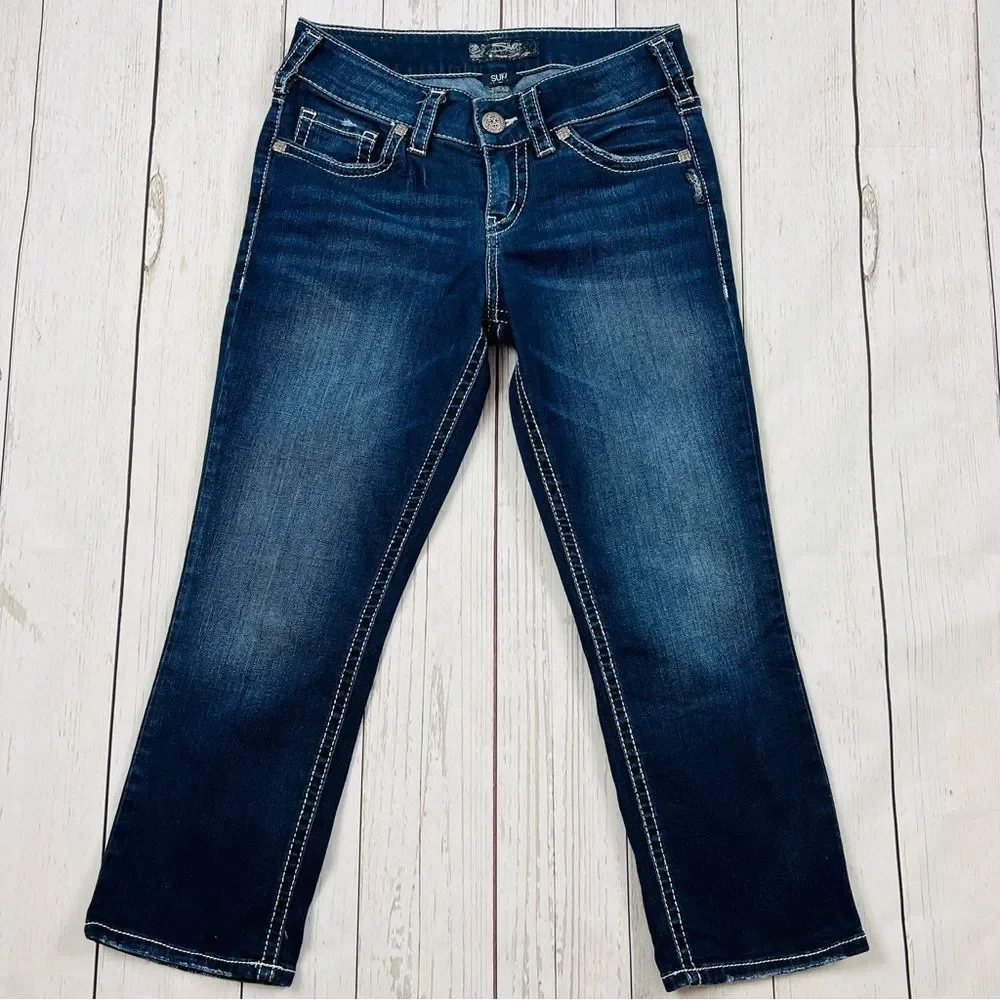 Silver Suki Mid Capri Jeans Size 28